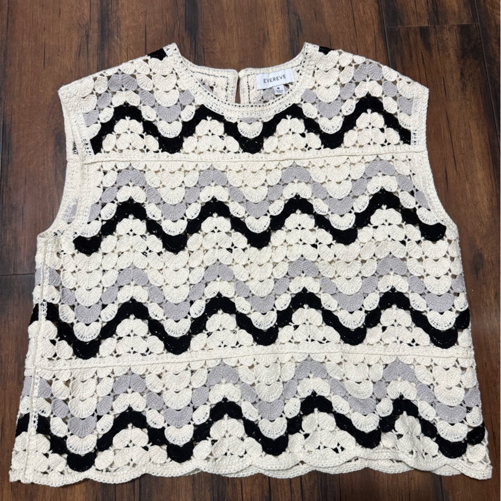 Evereve Cream Black Gray Crochet Sleeveless Top